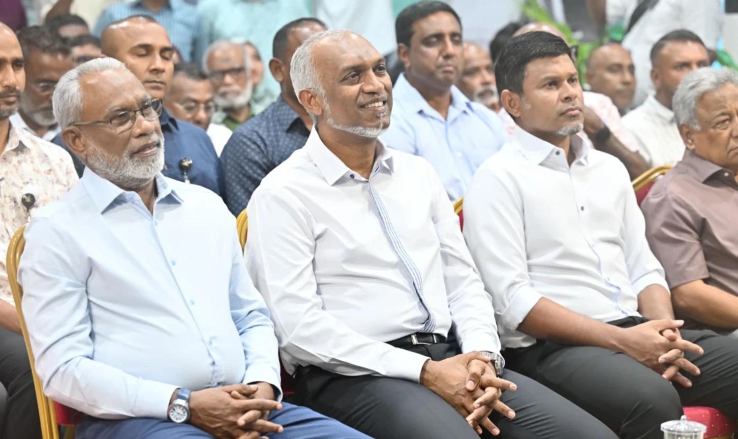 Image for ސަރުކާރަށް އެއްބާރުލުން ދިނުމުގައި ޕާޓީ ދެމިއޮންނާނެ، ބައިބައިނުކުރެވޭނެ: ޢަބްދުއްރަޙީމް  service